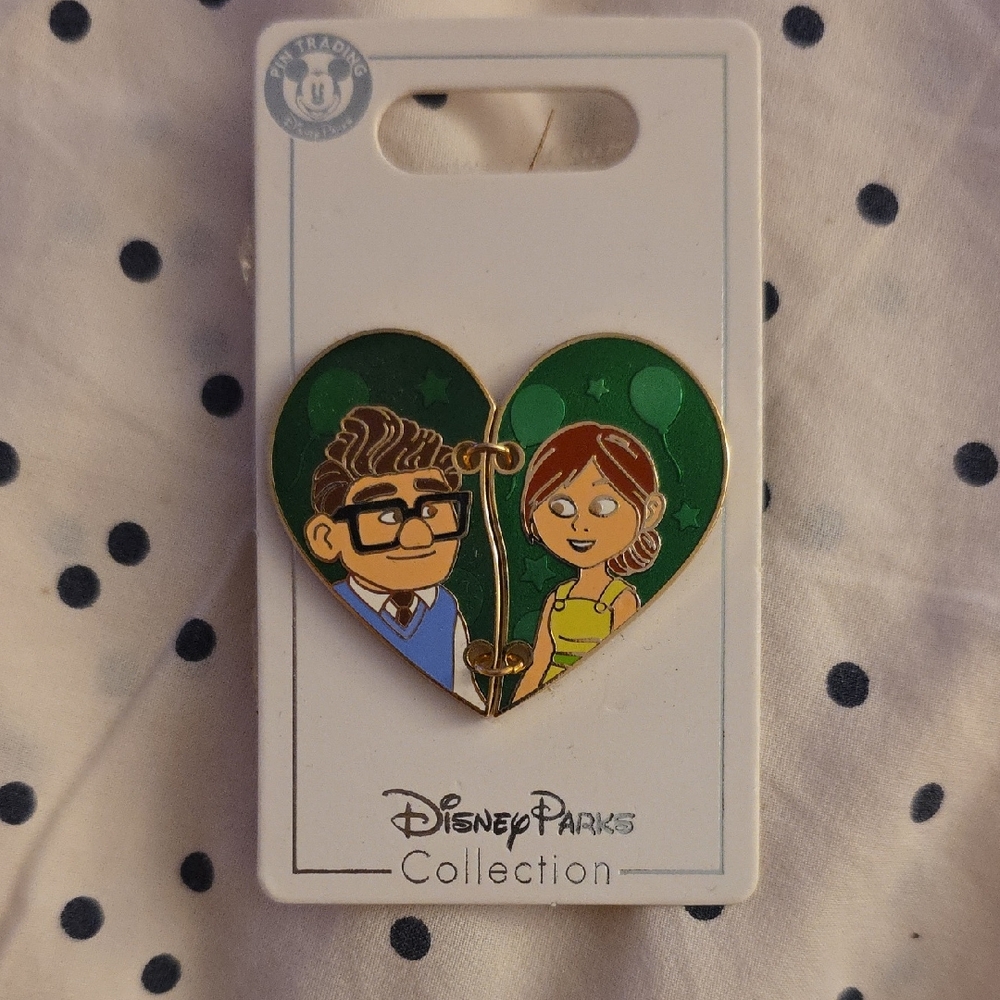 Disney Collectible "UP" 2 Piece Pin Set With Ellie And Karl.  New On Card.